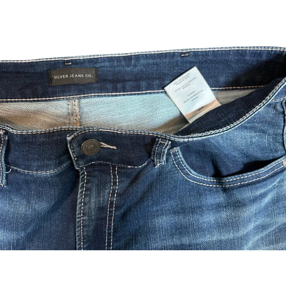 Silver Jeans product pair